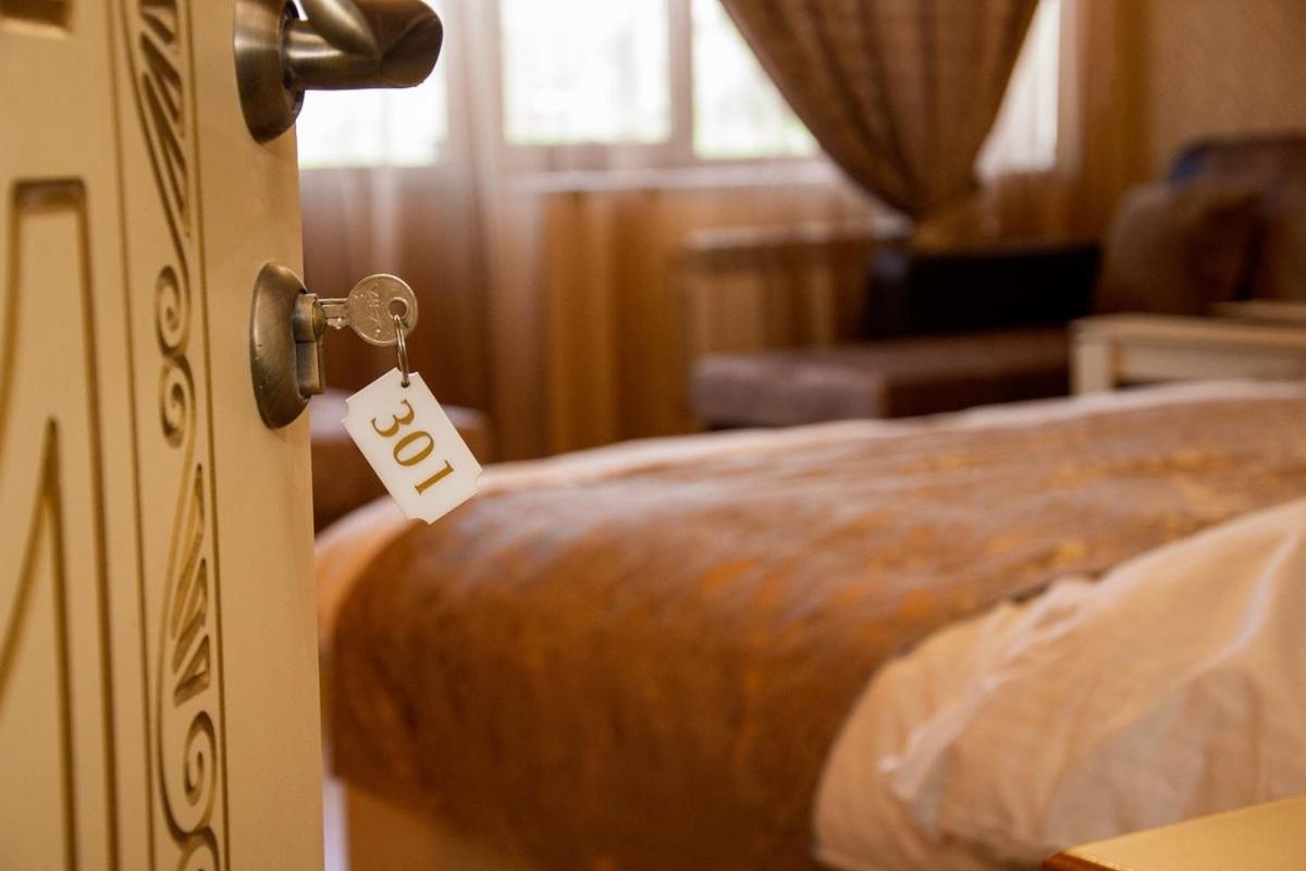Har-Mar Hotel กอริส ภายนอก รูปภาพ